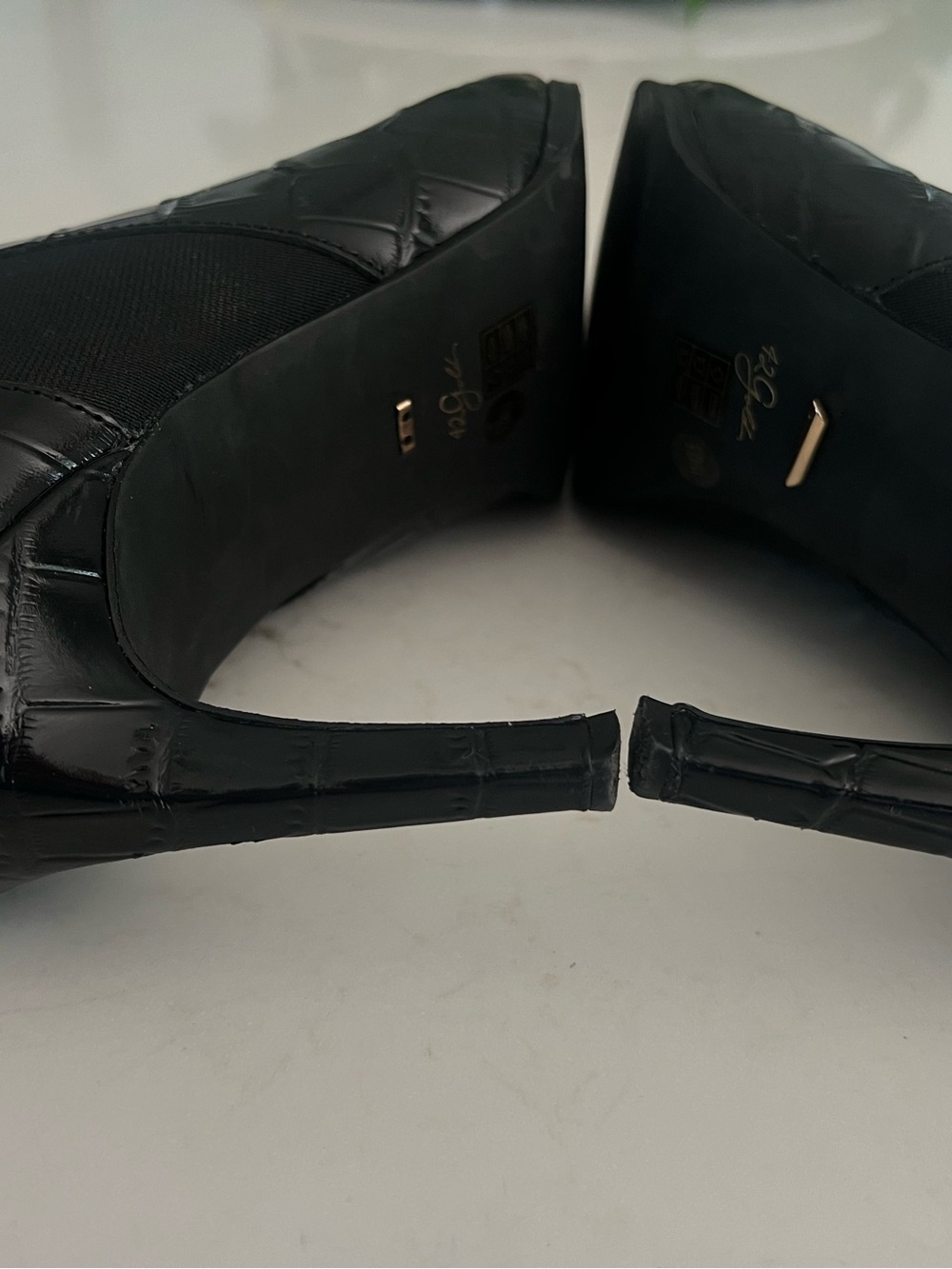 42 Gold Black Croc Embossed Chelsea Ankle Boots Pointed Toe Stiletto Heel 11 - Picture 5 of 13